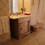 Os *